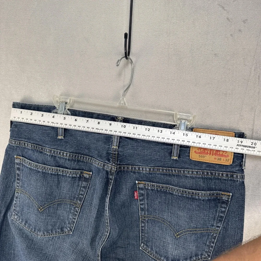 Levis 569 Jeans Mens Size 38 Blue Medium Wash Relaxed Straight Zip Fly Denim